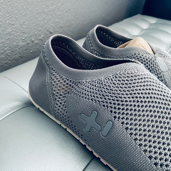 NEW! OTZ Shoes Griffin Gray Mesh Knit Espadrilles w/ Cork Insole Slip-ons - Picture 5 of 7